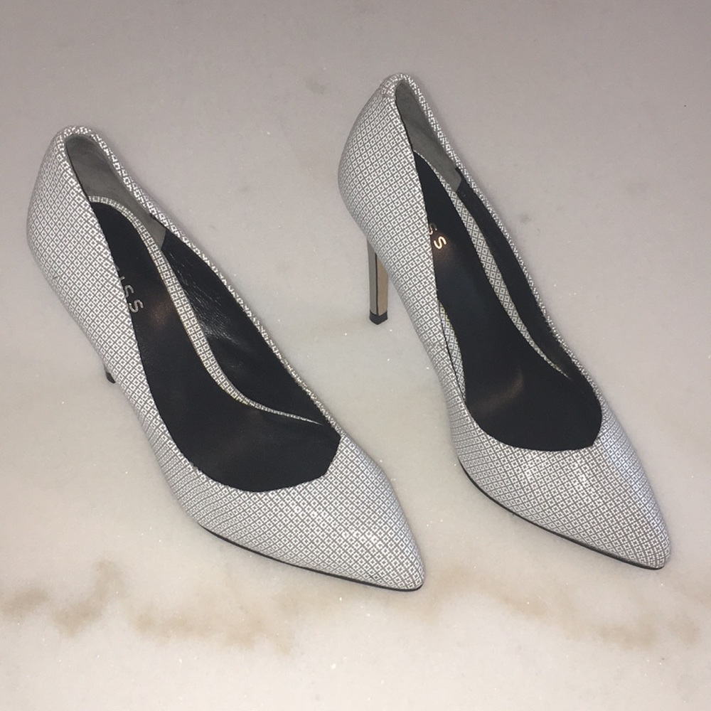 Reiss Patterned Heels - Picture 2 of 5
